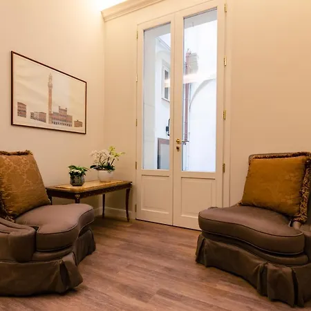 Bed & Breakfast Il Giardino Di Pantaneto Residenza D'epoca 2*