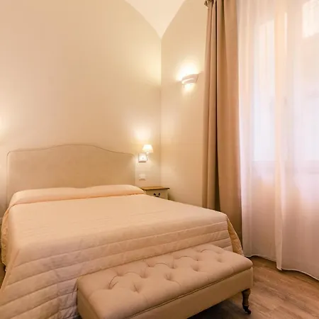 Il Giardino Di Pantaneto Residenza D'epoca Bed & Breakfast Siena